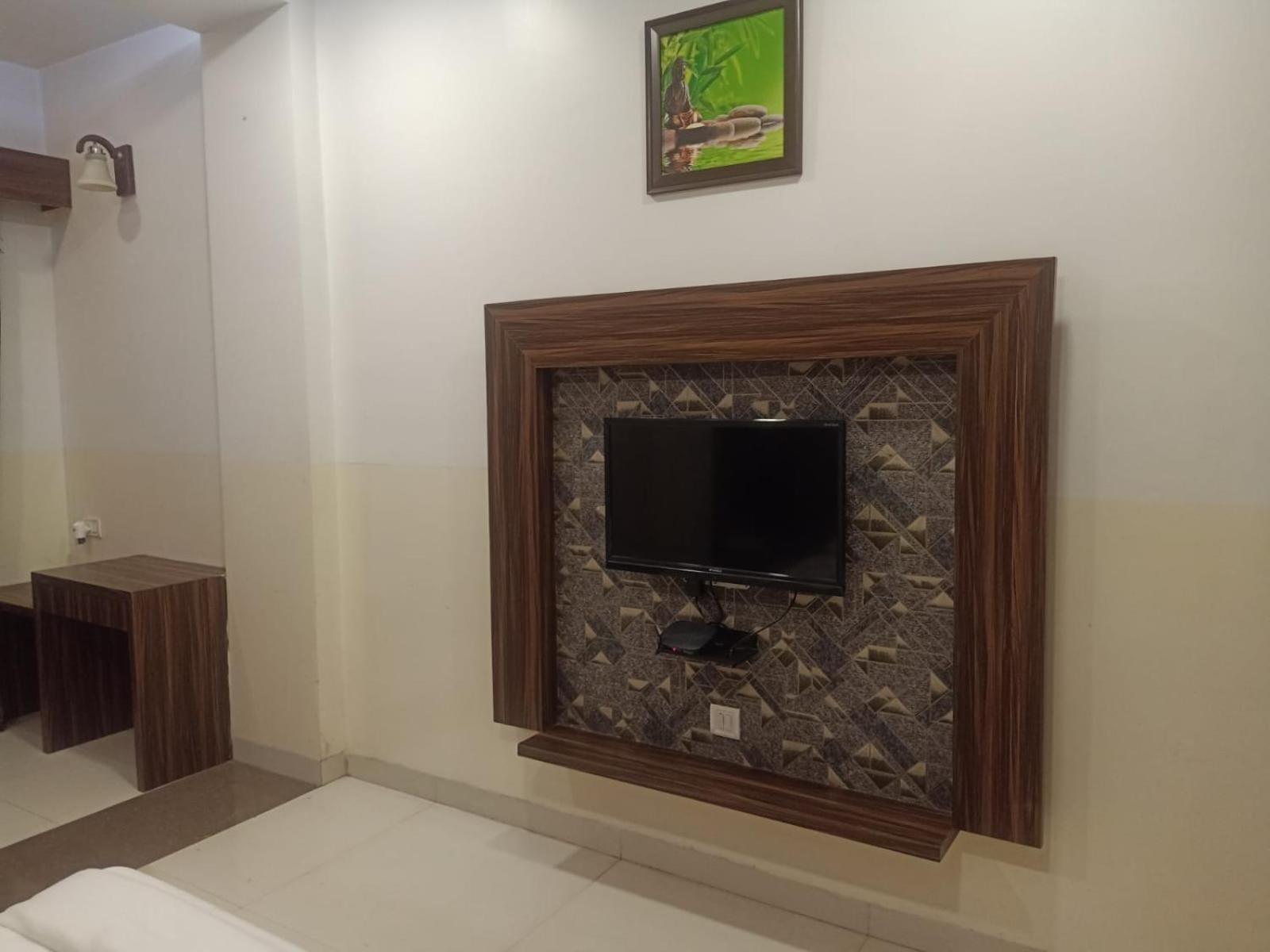 Ps Residency Hotel Shivpurī Buitenkant foto